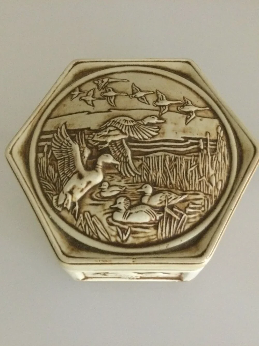 Vintage 1980 Avon Ceramarte Duck Covered Dish Trinket Holder with Lid Brazil